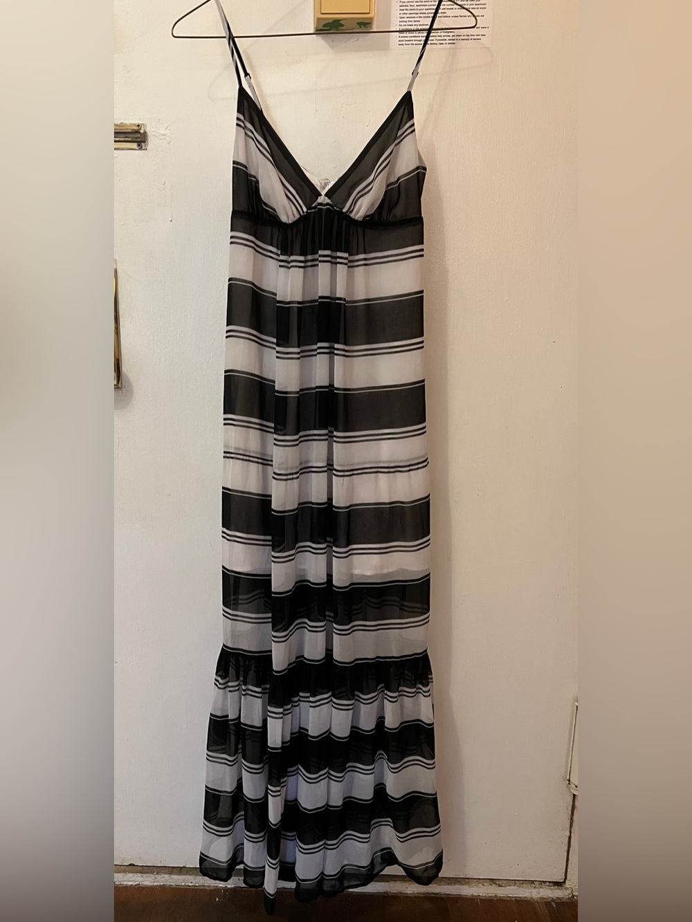 bebe Black and White Striped Maxi Dress size 00